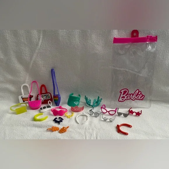 Barbie Accessories Pack - Pink, Teal & Purple Accents - Picture 2 of 6